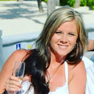 Meet your Posher, Candice